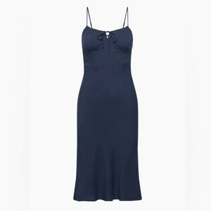 Wilfred x Aritzia Bellow Dress